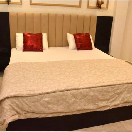 Khas Mahal Homestay อัครา ภายนอก รูปภาพ